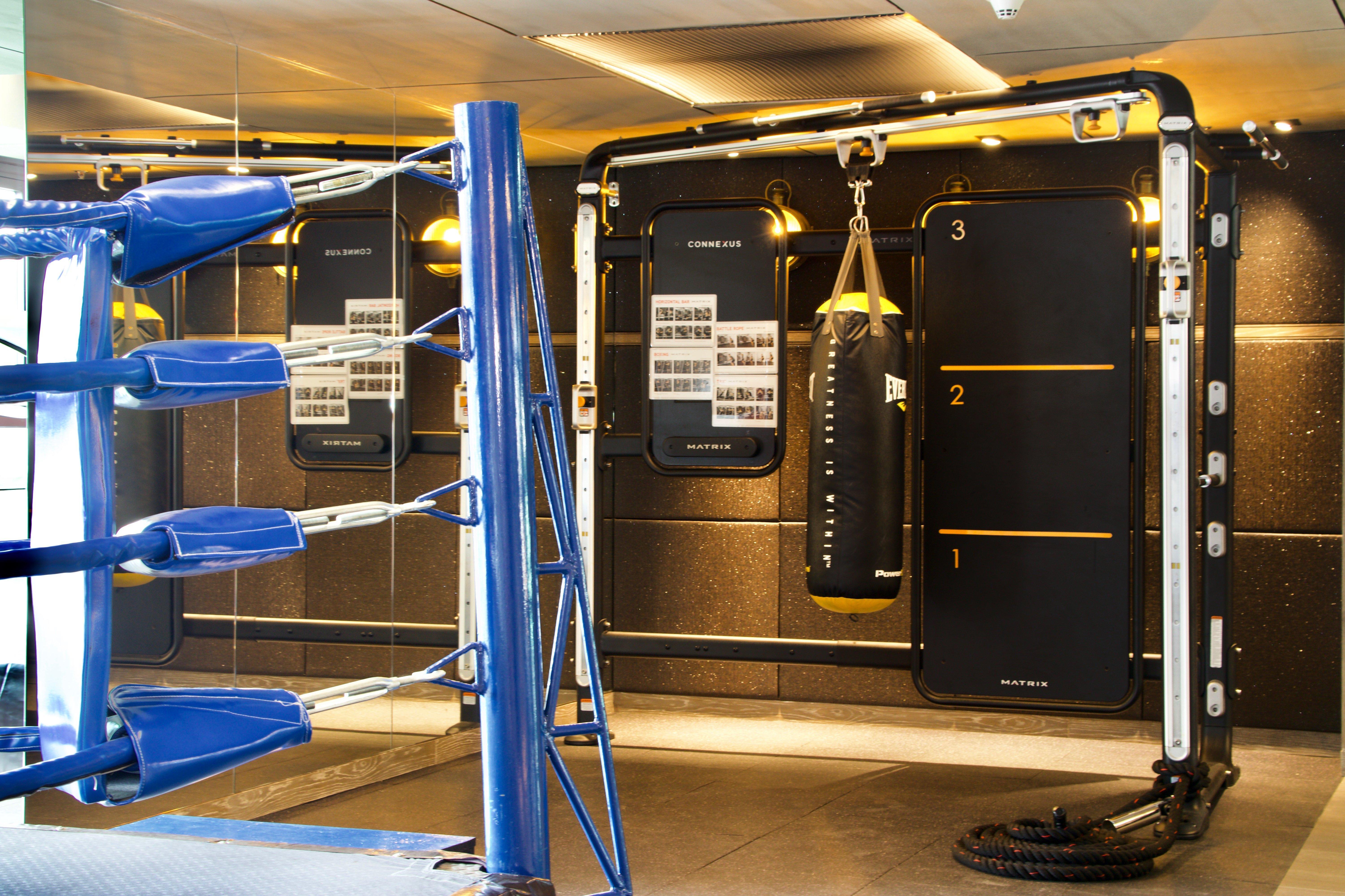 Hotel Indigo Phuket Patong By Ihg Eksteriør billede A functional trainer