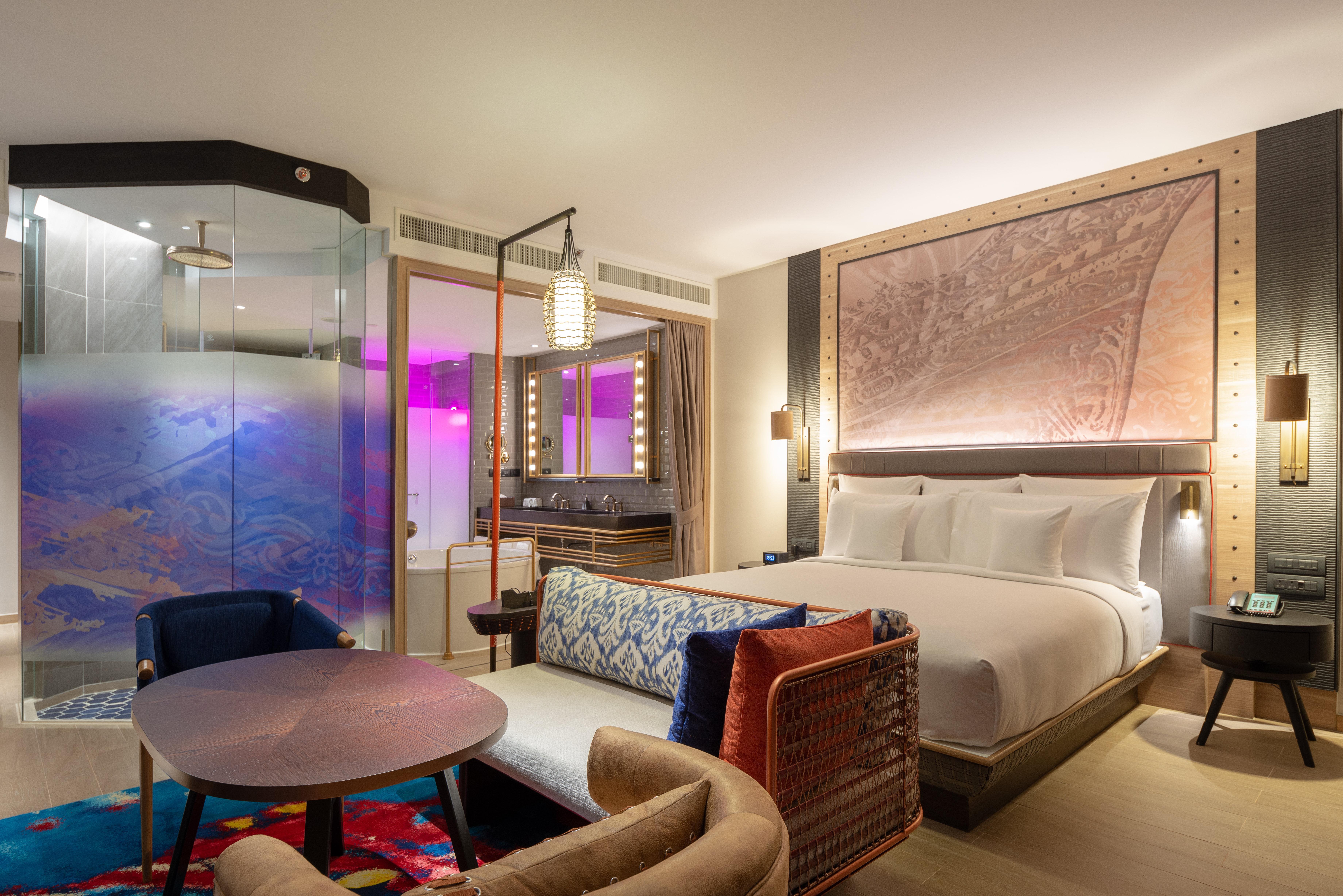 Hotel Indigo Phuket Patong By Ihg Eksteriør billede A suite at the W London