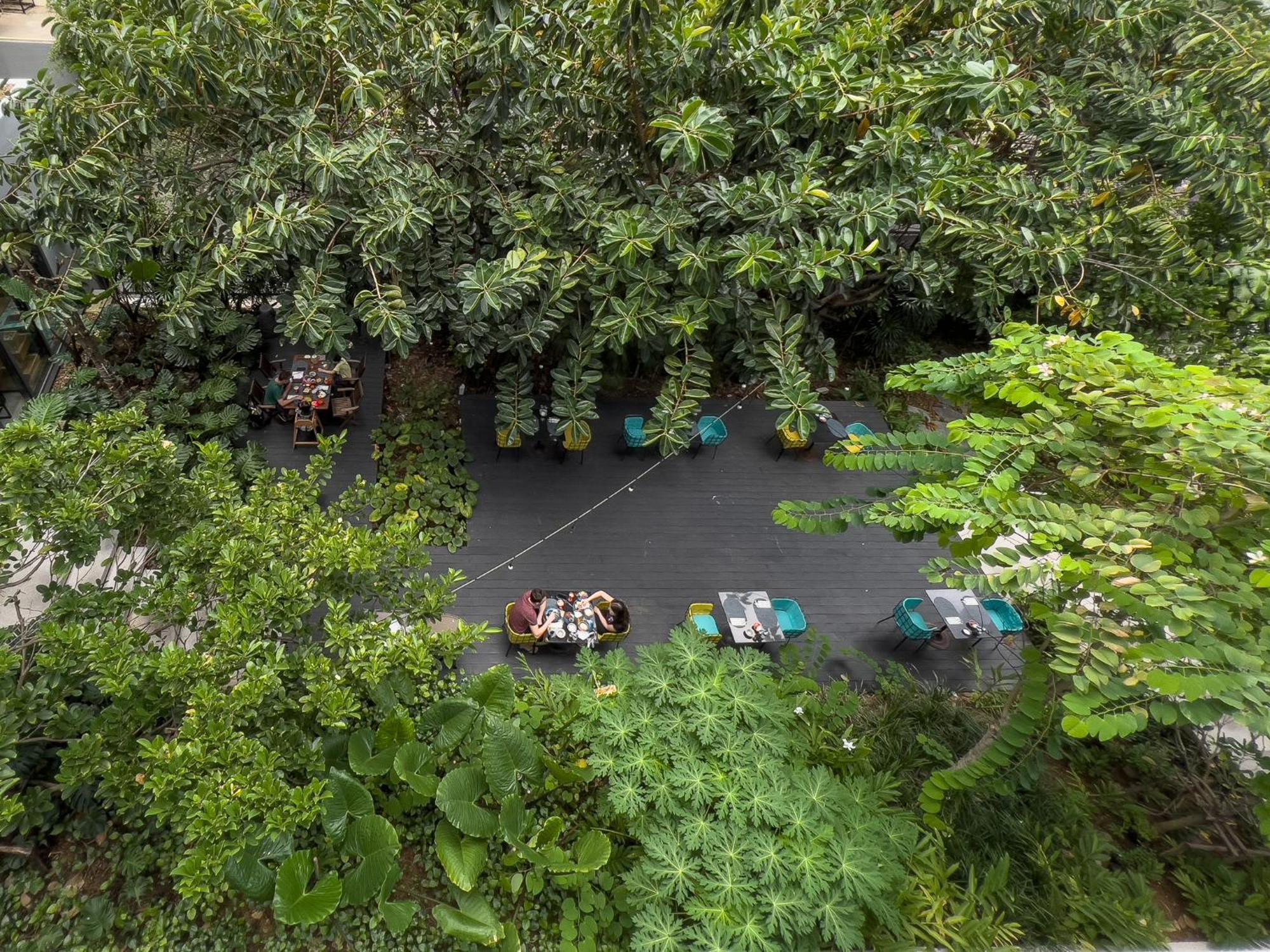 Hotel Indigo Phuket Patong By Ihg Eksteriør billede The Jungle Cruise at Disneyland